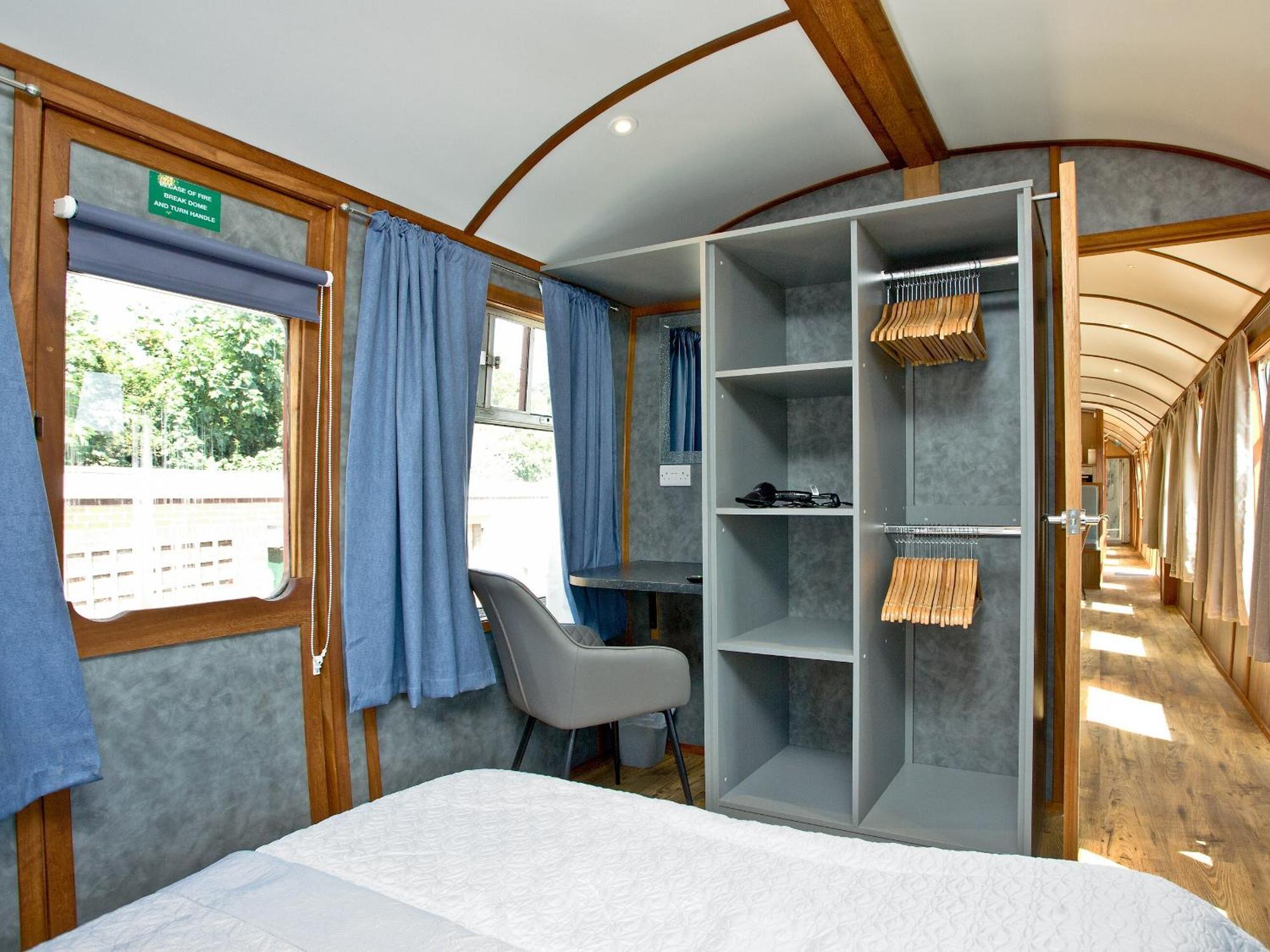 Brunel Boutique Railway Carriage 2 ドーリッシュ エクステリア 写真